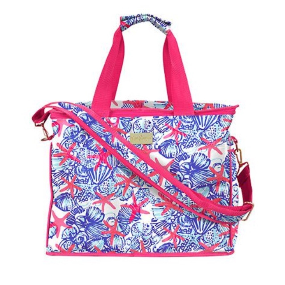 Lilly Pulitzer Over the Shoulder Insulated Cooler!